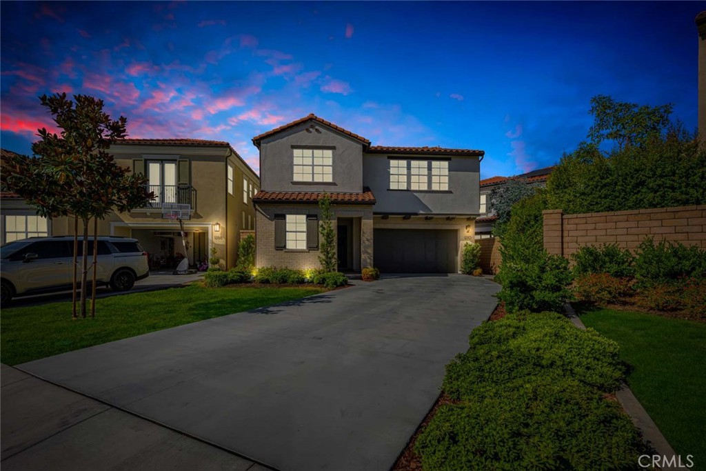 1270 E Providence Loop