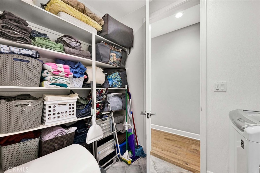 1270 E Providence Loop