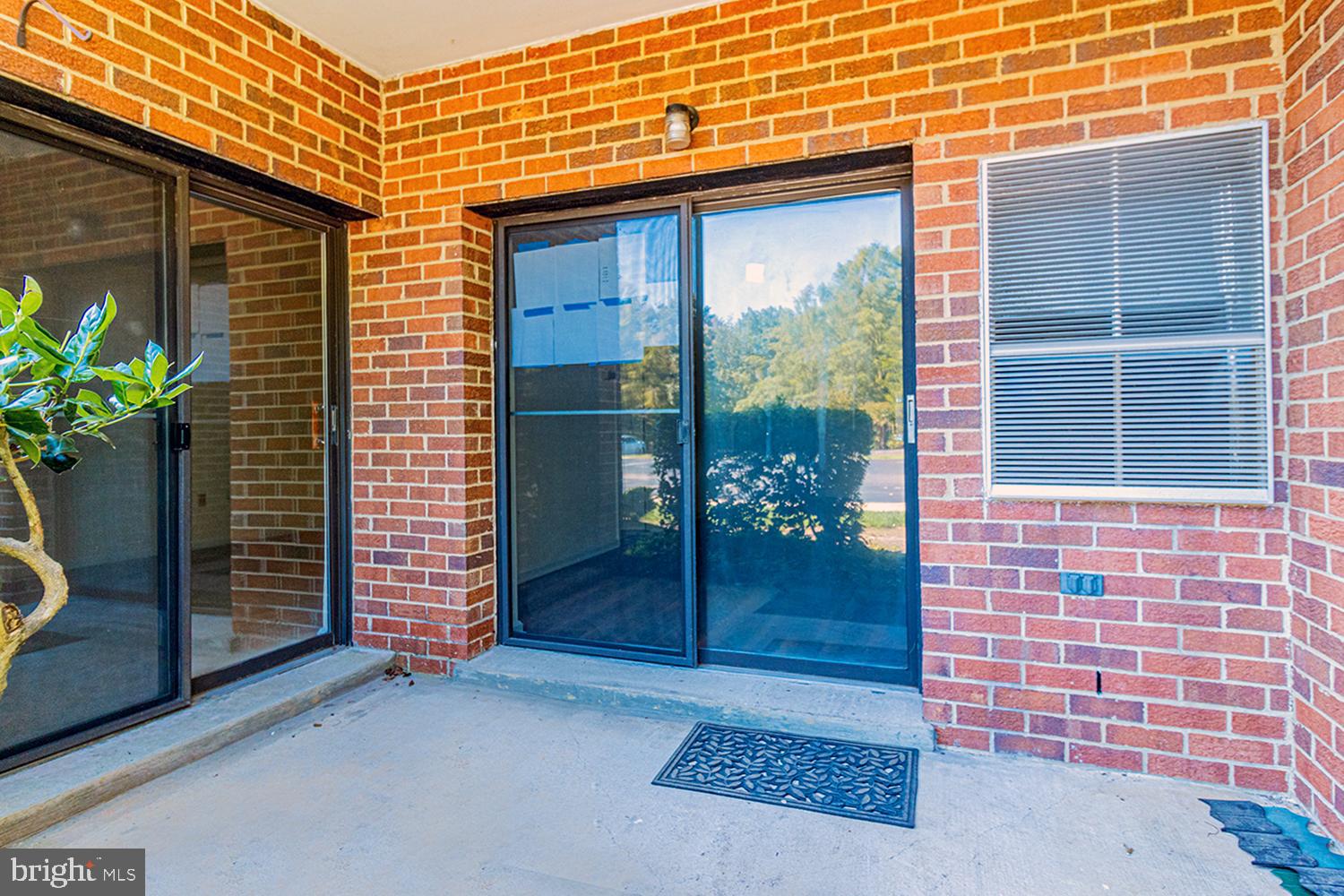 2900 Shipmaster Way #117