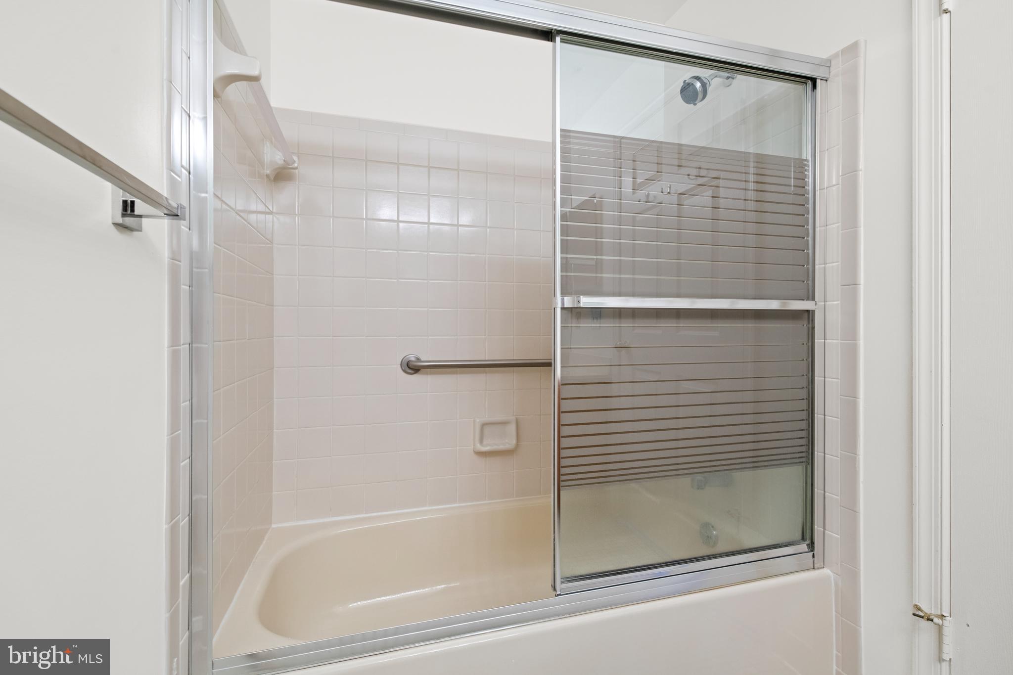 2900 Shipmaster Way #220