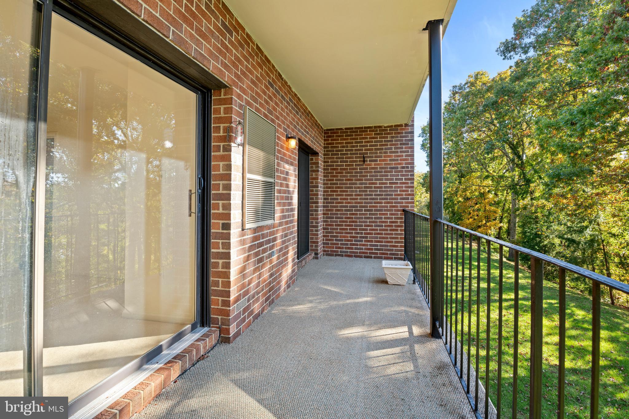 2900 Shipmaster Way #220