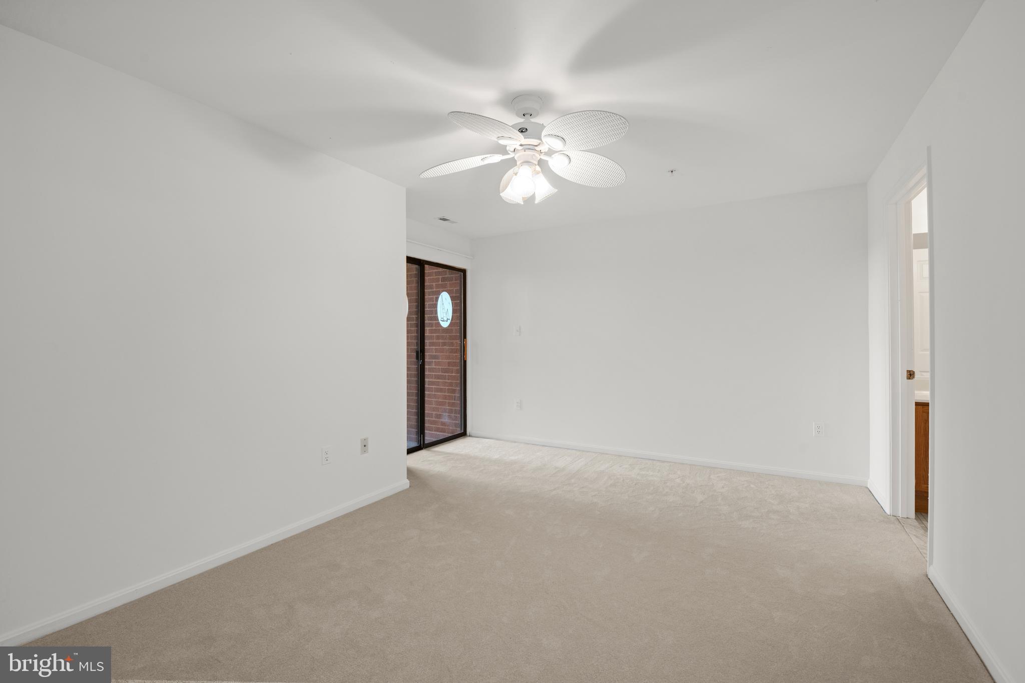 2900 Shipmaster Way #220