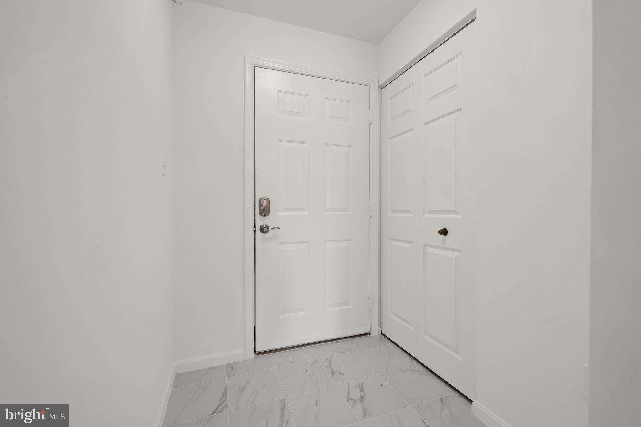 2900 Shipmaster Way #220