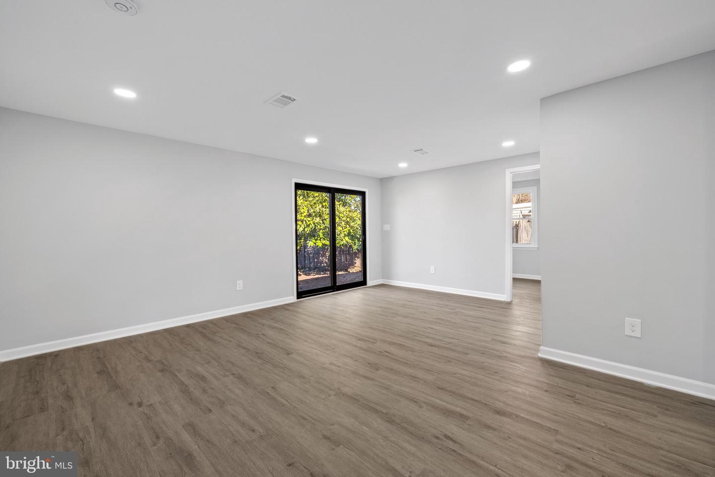 646 New Jersey Ave NE