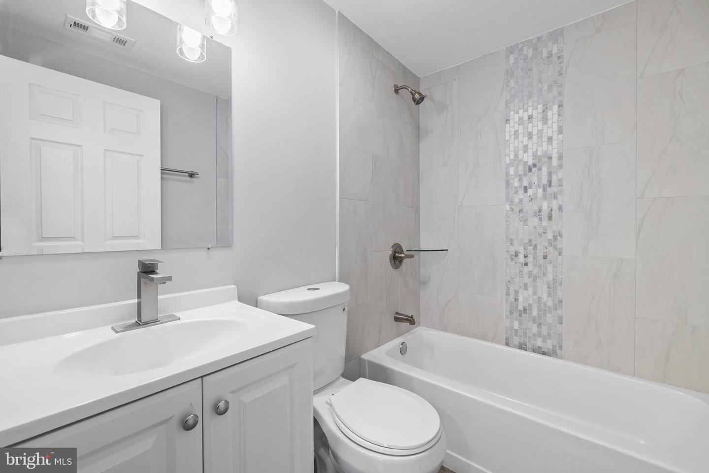 646 New Jersey Ave NE