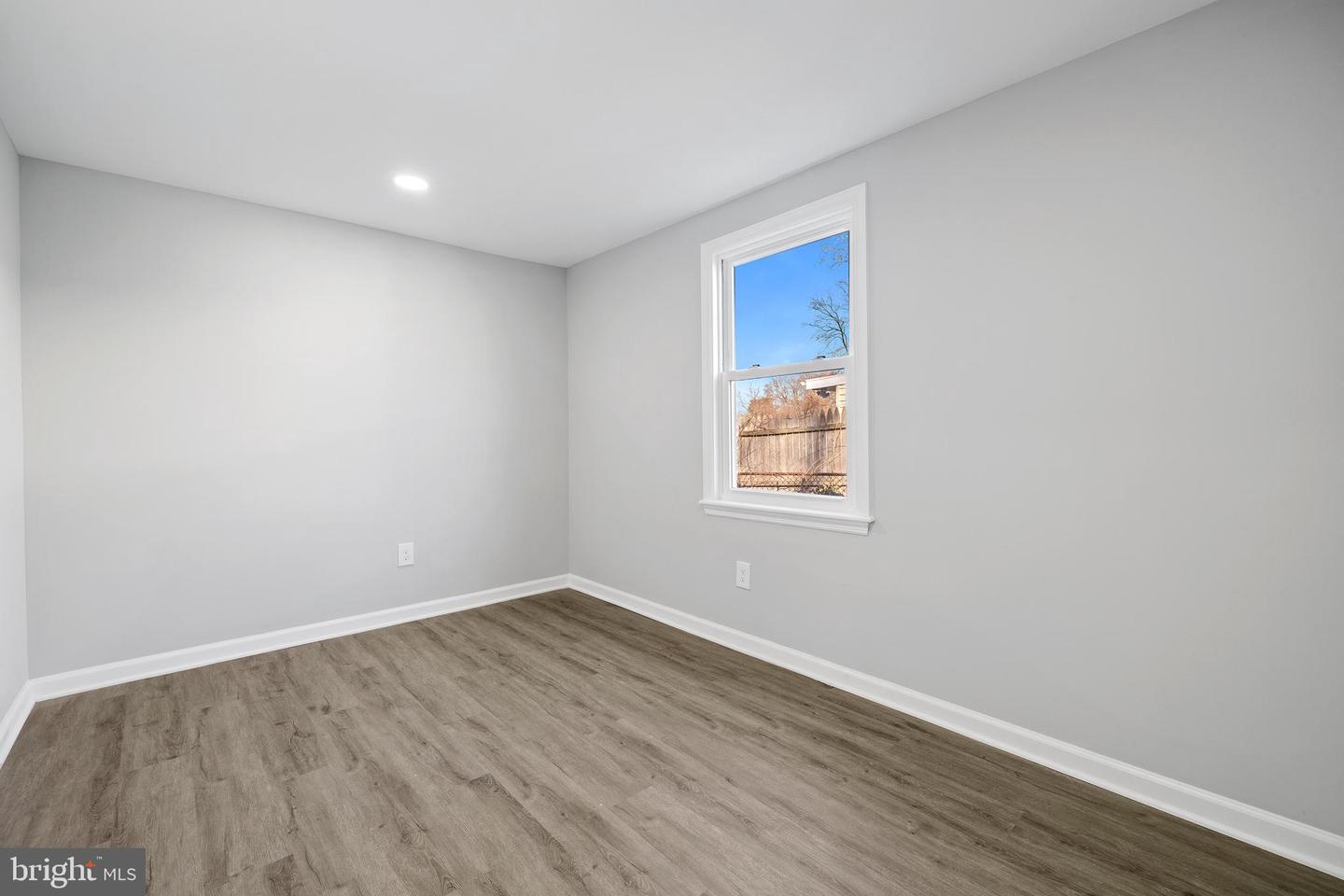 646 New Jersey Ave NE