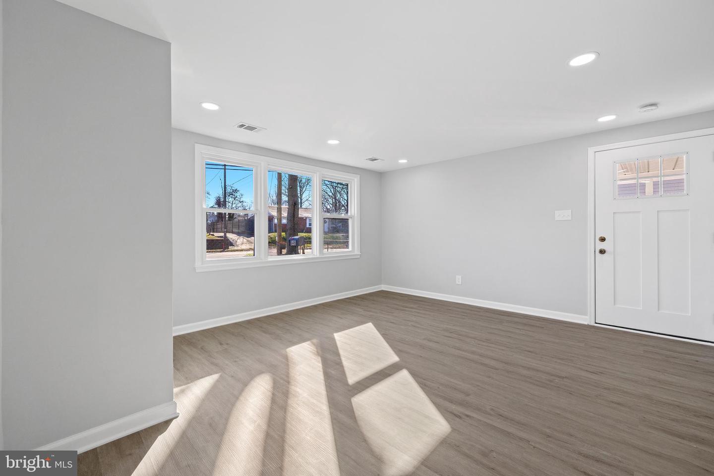 646 New Jersey Ave NE