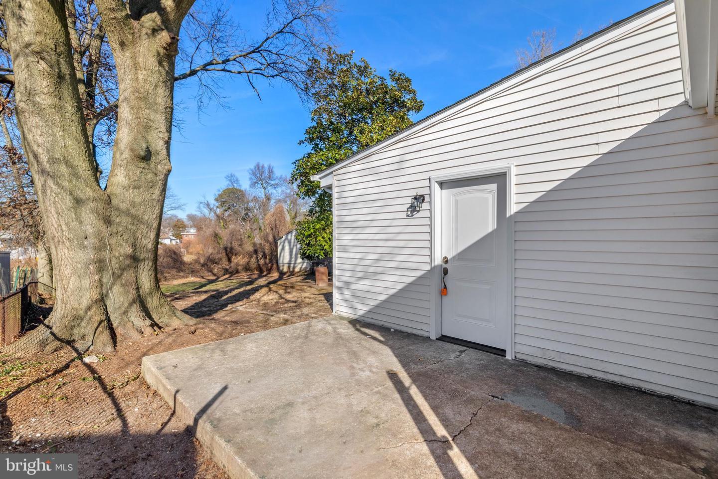 646 New Jersey Ave NE