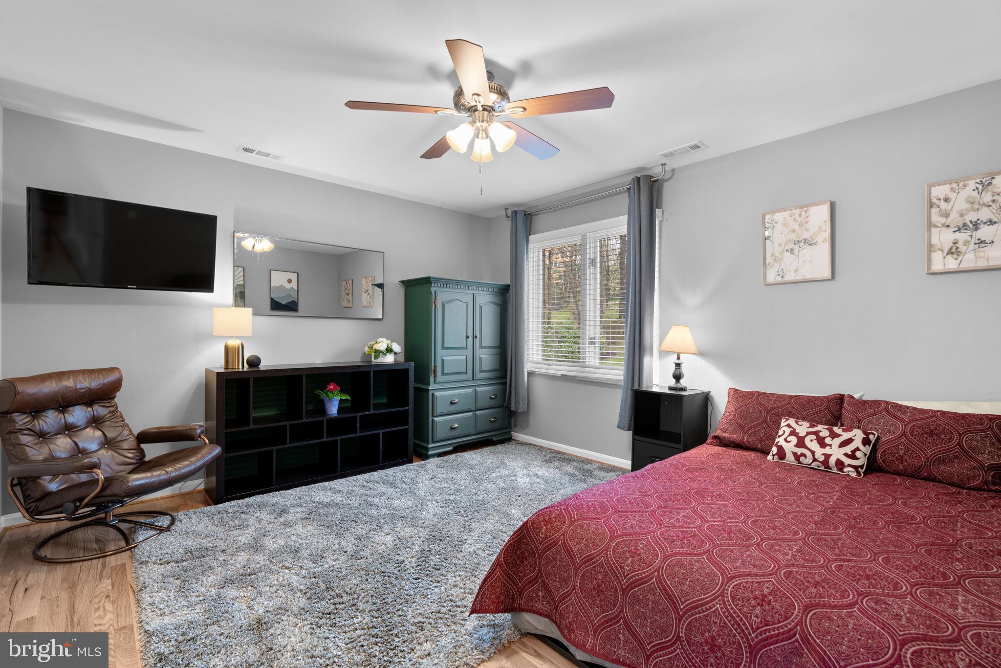 1606 Honeysuckle Ridge Ct