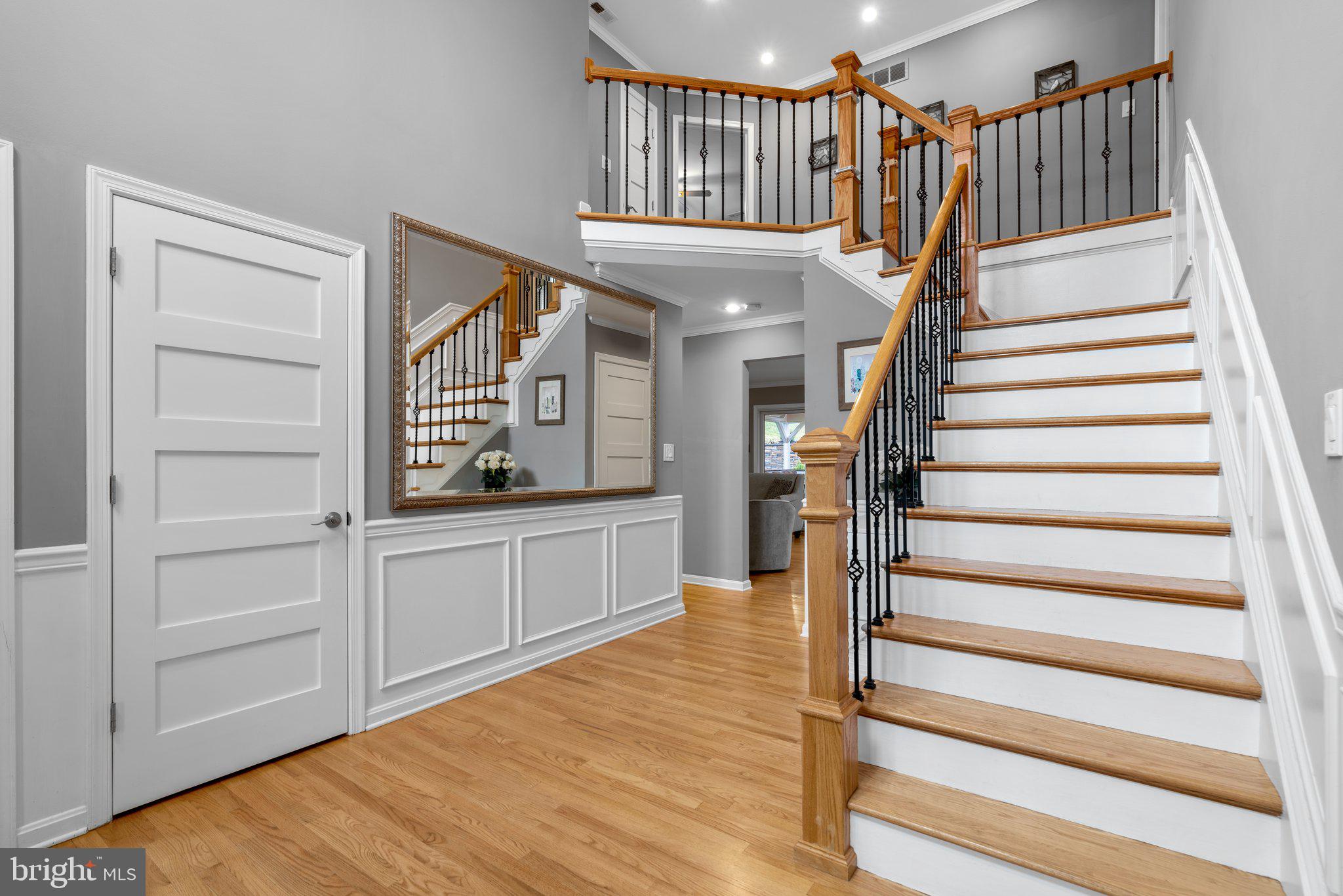 1606 Honeysuckle Ridge Ct