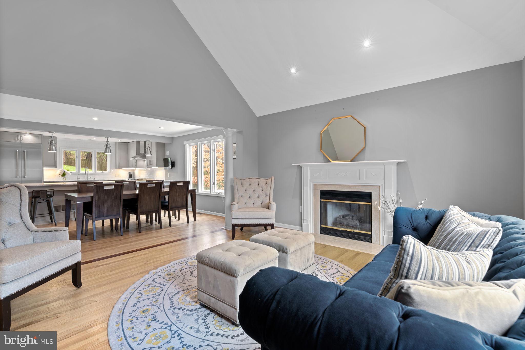 1606 Honeysuckle Ridge Ct