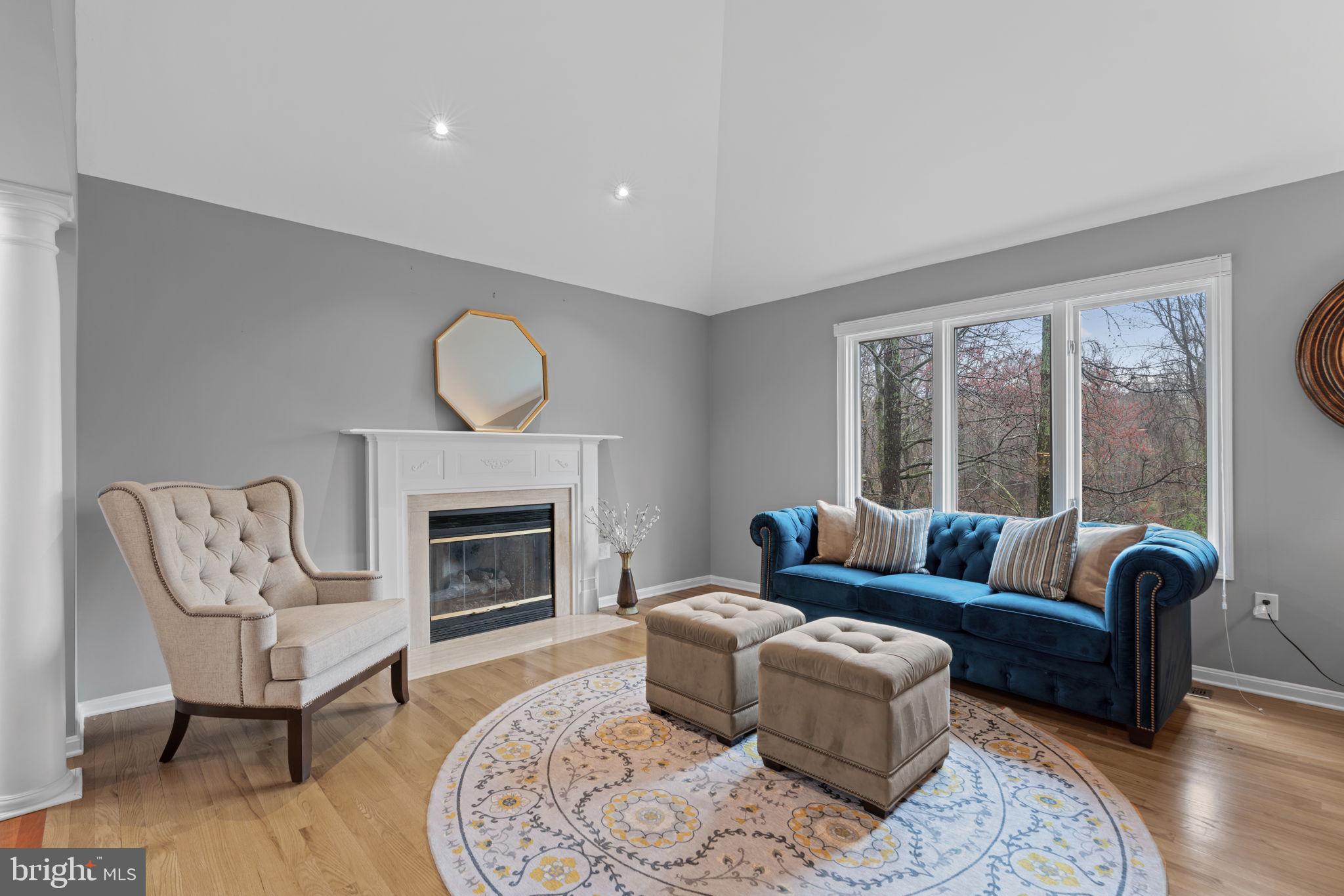 1606 Honeysuckle Ridge Ct