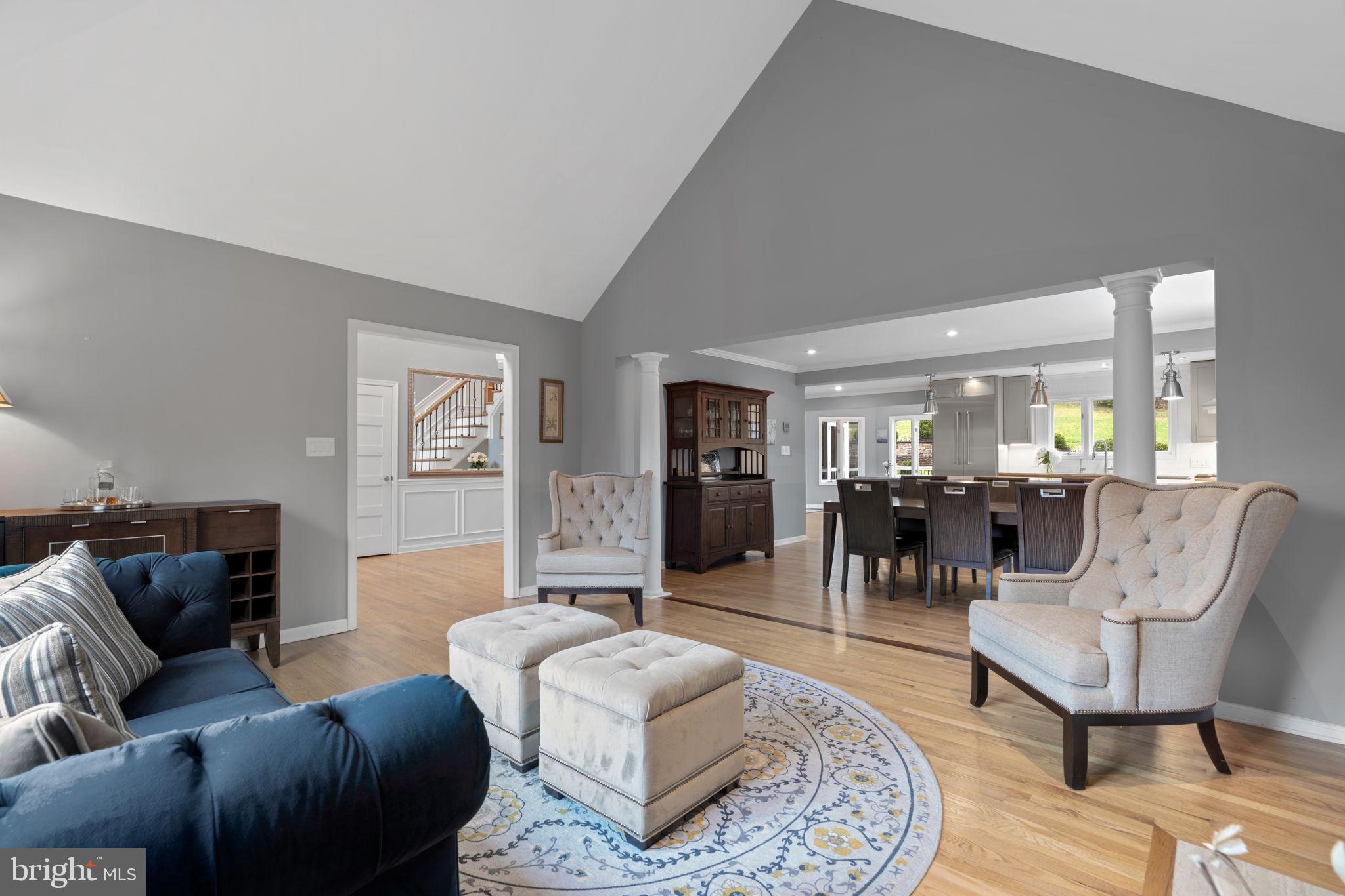 1606 Honeysuckle Ridge Ct