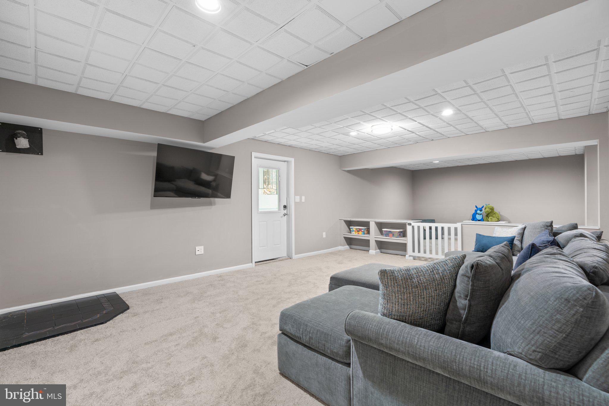 1606 Honeysuckle Ridge Ct