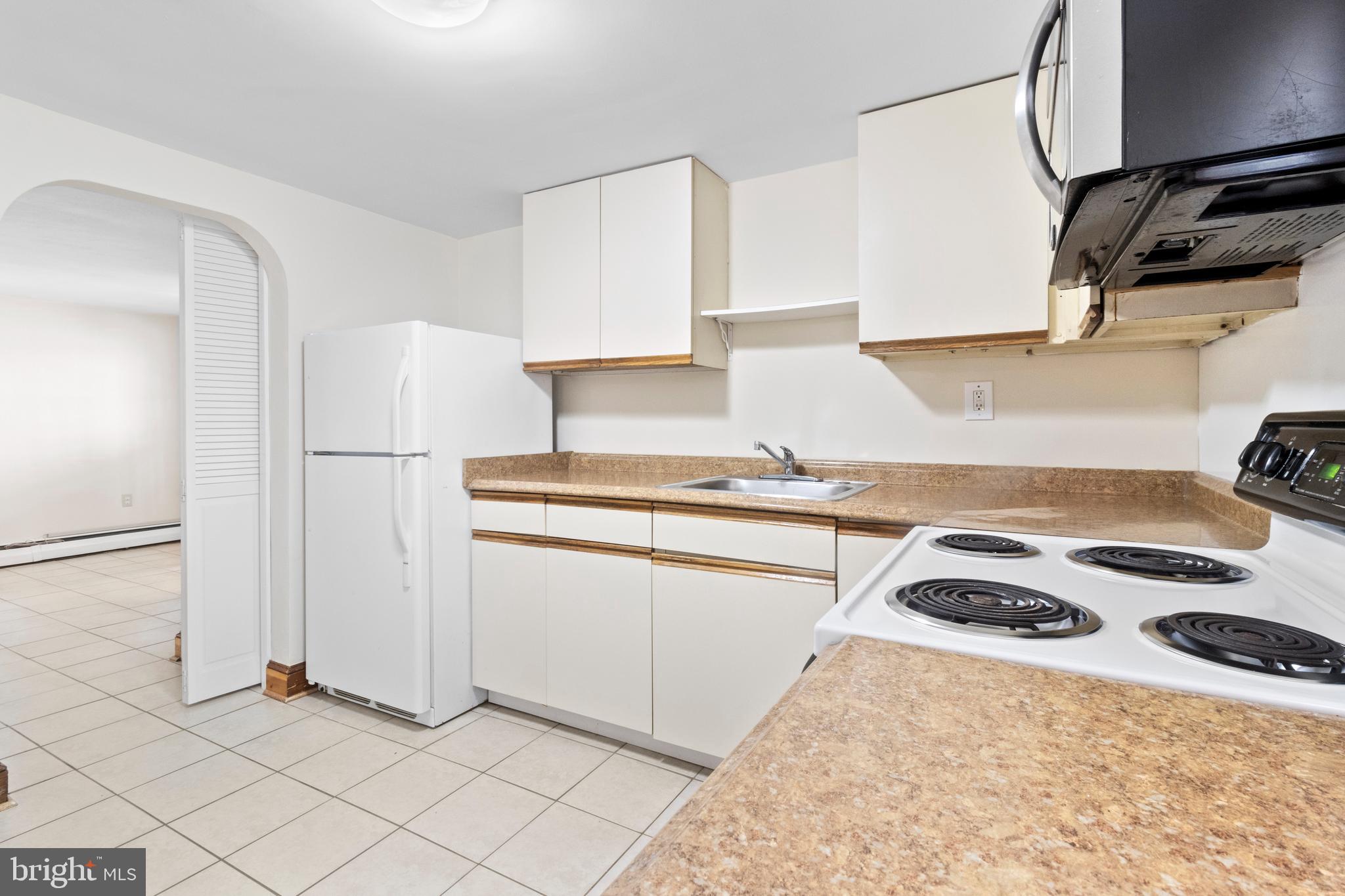 1 S CHERRY GROVE AVE #1A