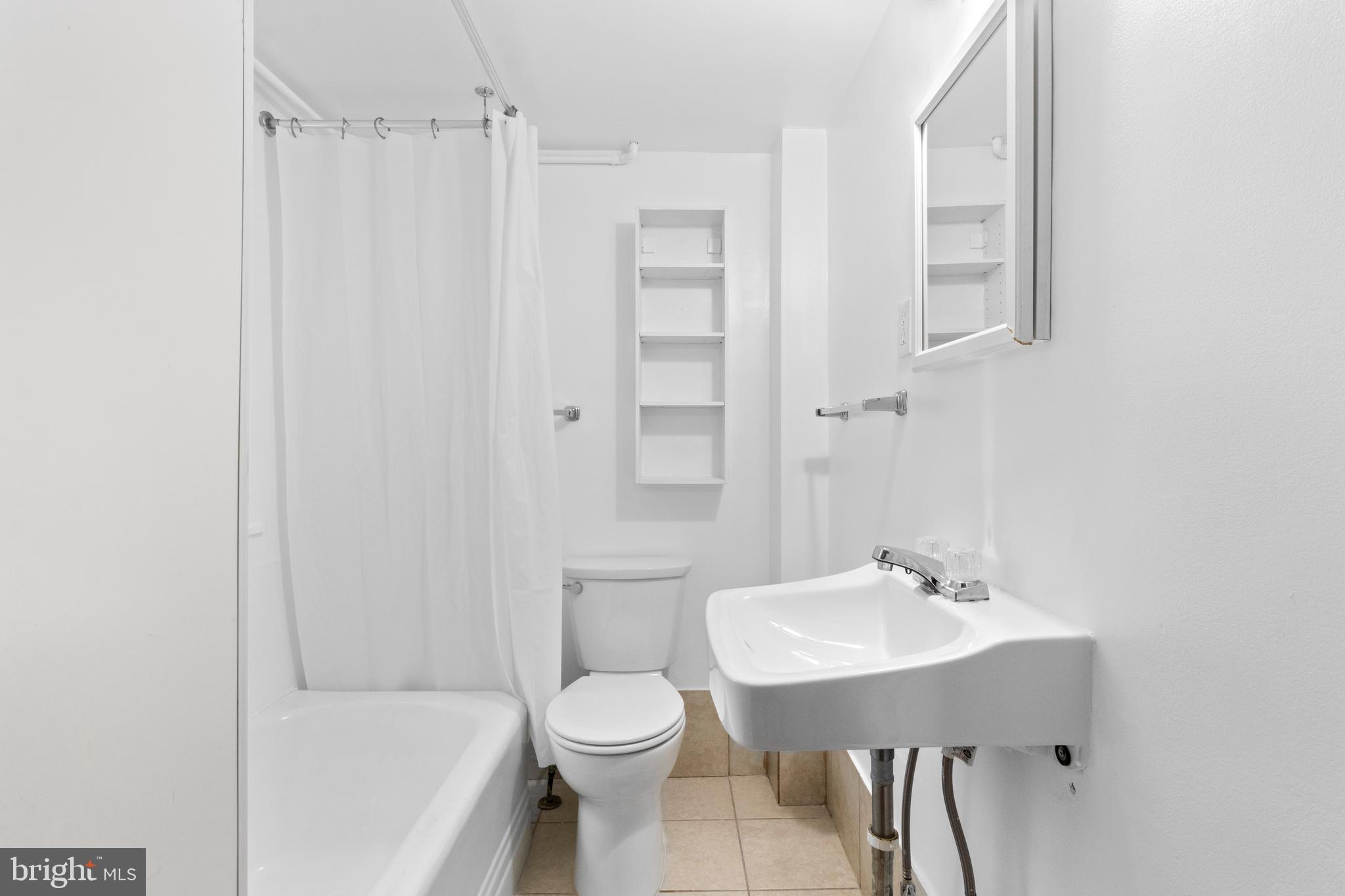 1 S CHERRY GROVE AVE #1A