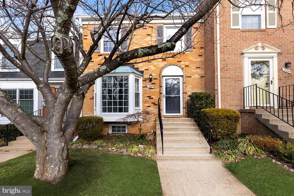 522 Bay Dale Ct