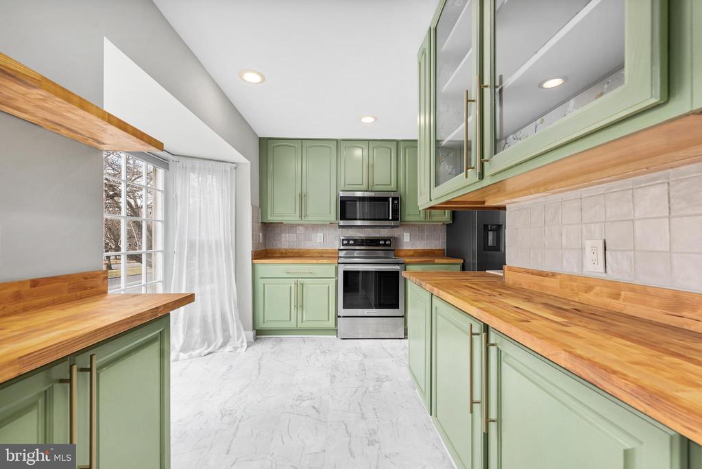 522 Bay Dale Ct