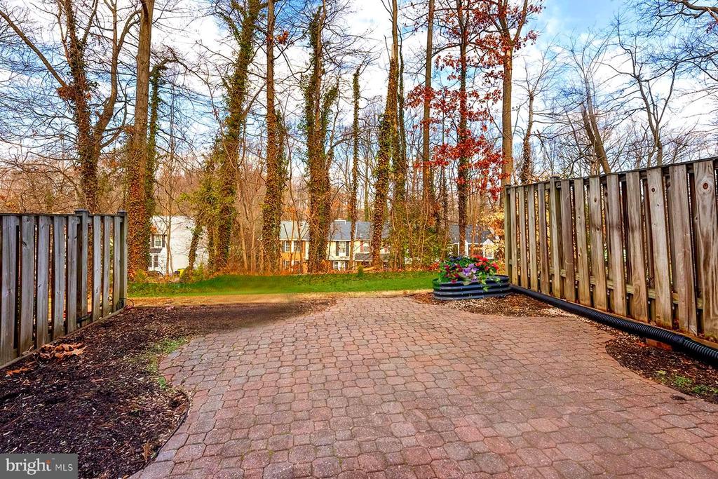 522 Bay Dale Ct