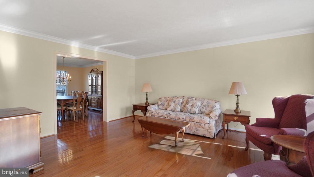 2709 Strongs Ct