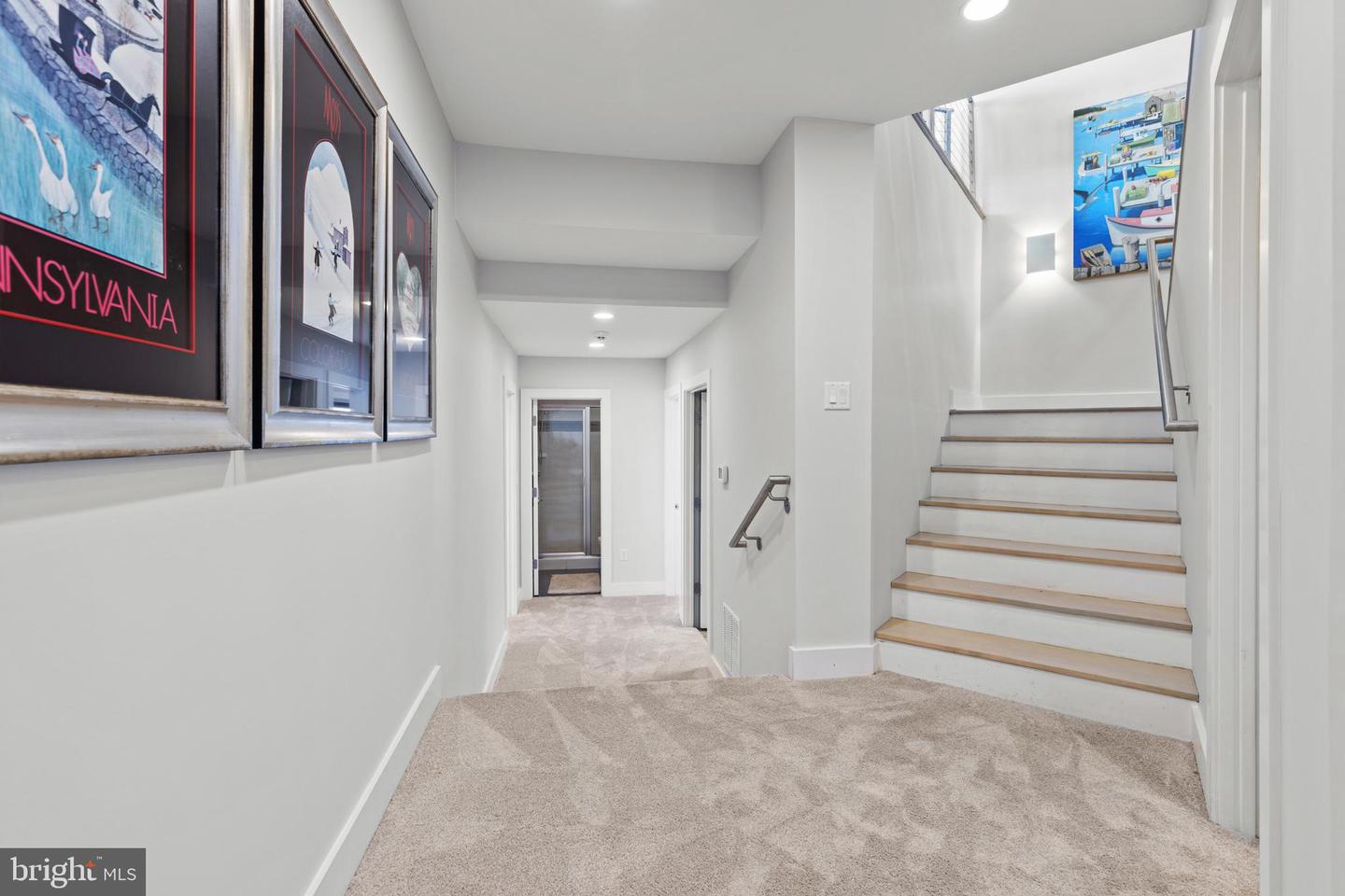 1252 Fenwick Garth