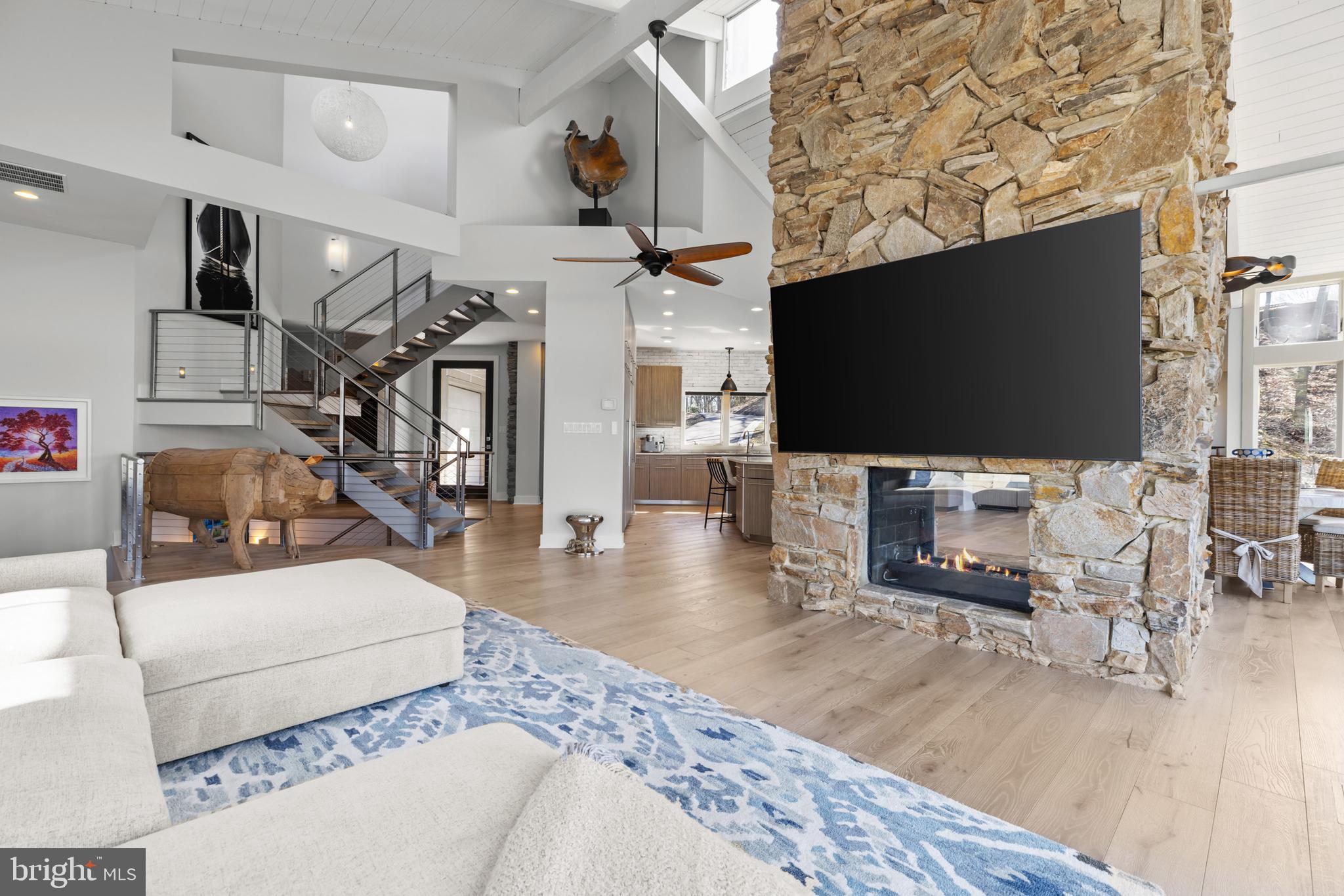 1252 Fenwick Garth