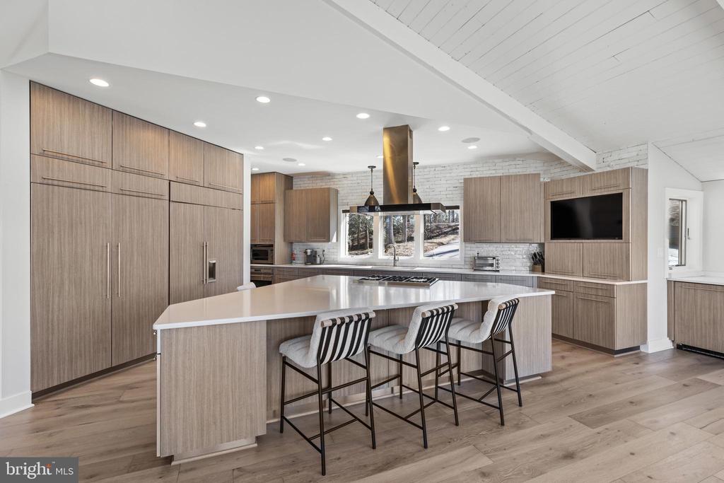 1252 Fenwick Garth