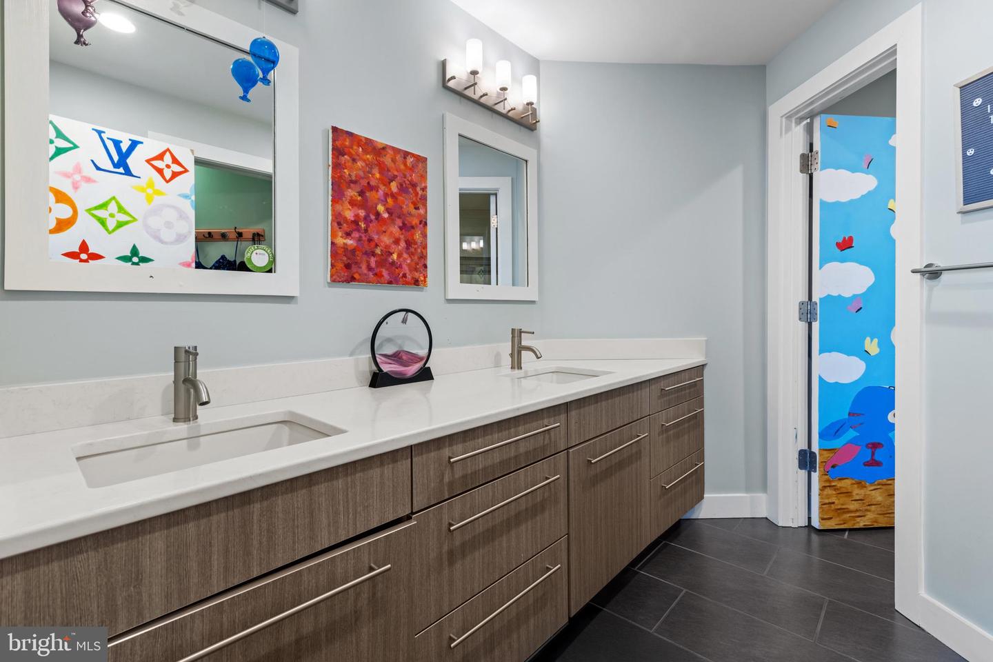 1252 Fenwick Garth