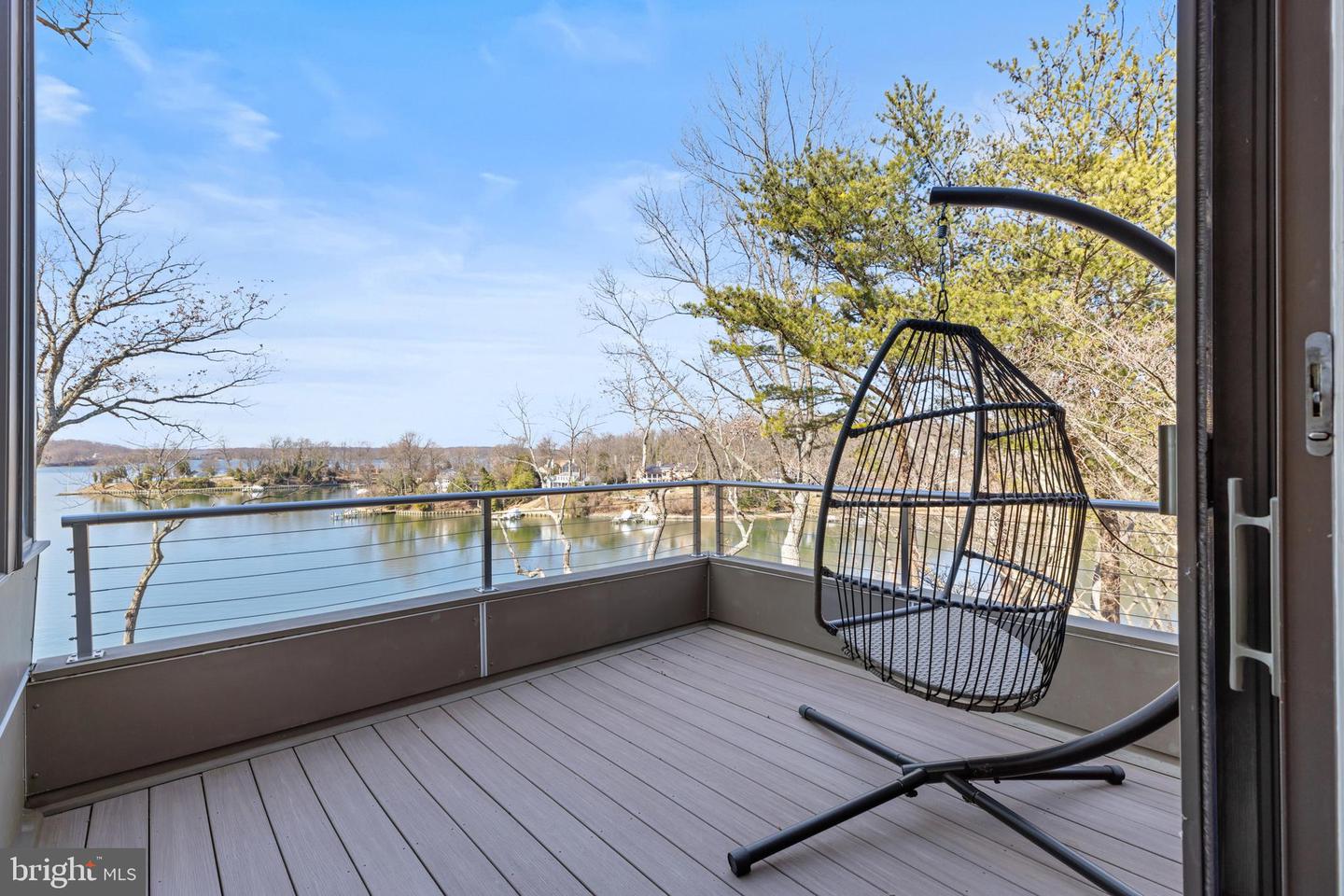 1252 Fenwick Garth
