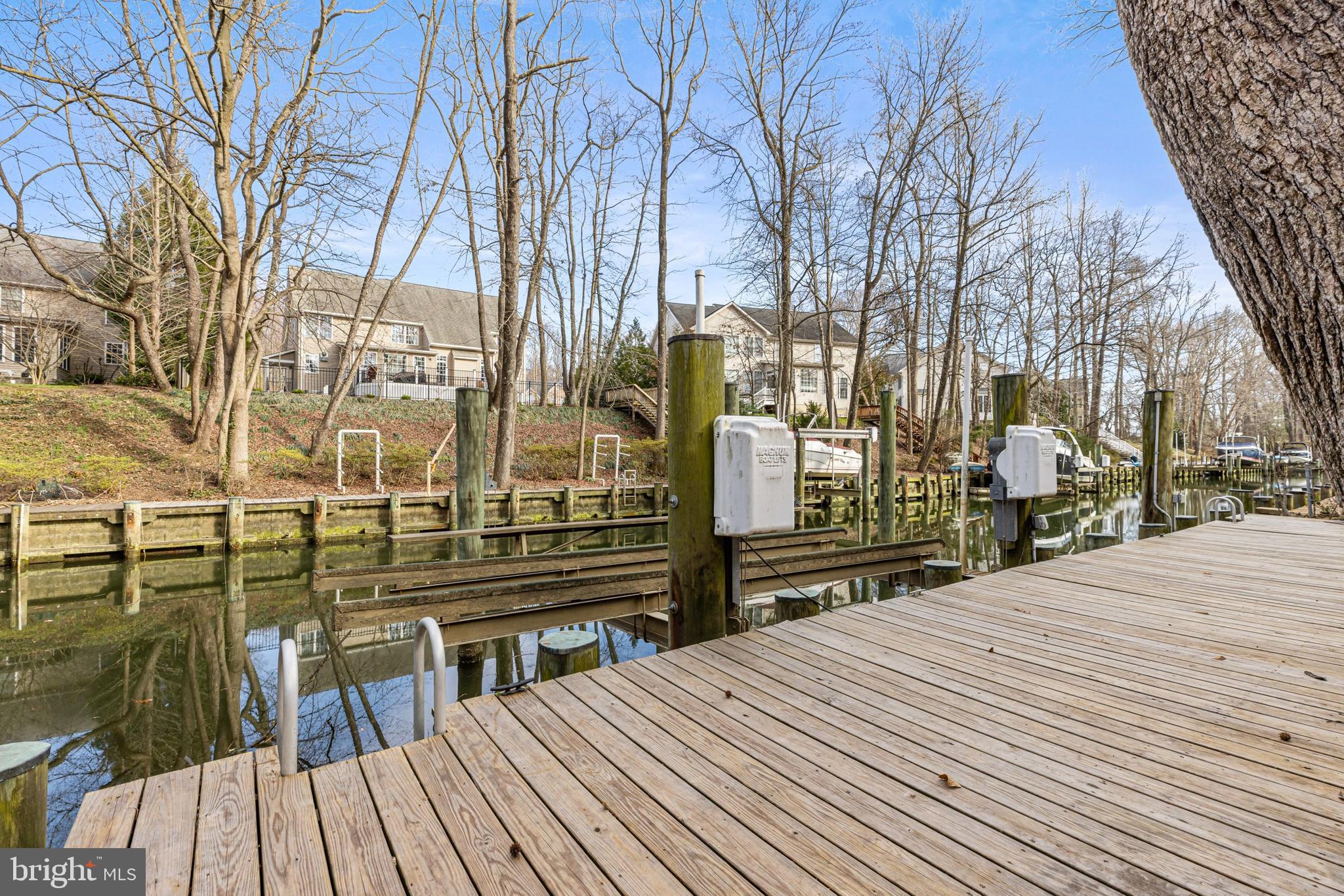 601 Canal Ln