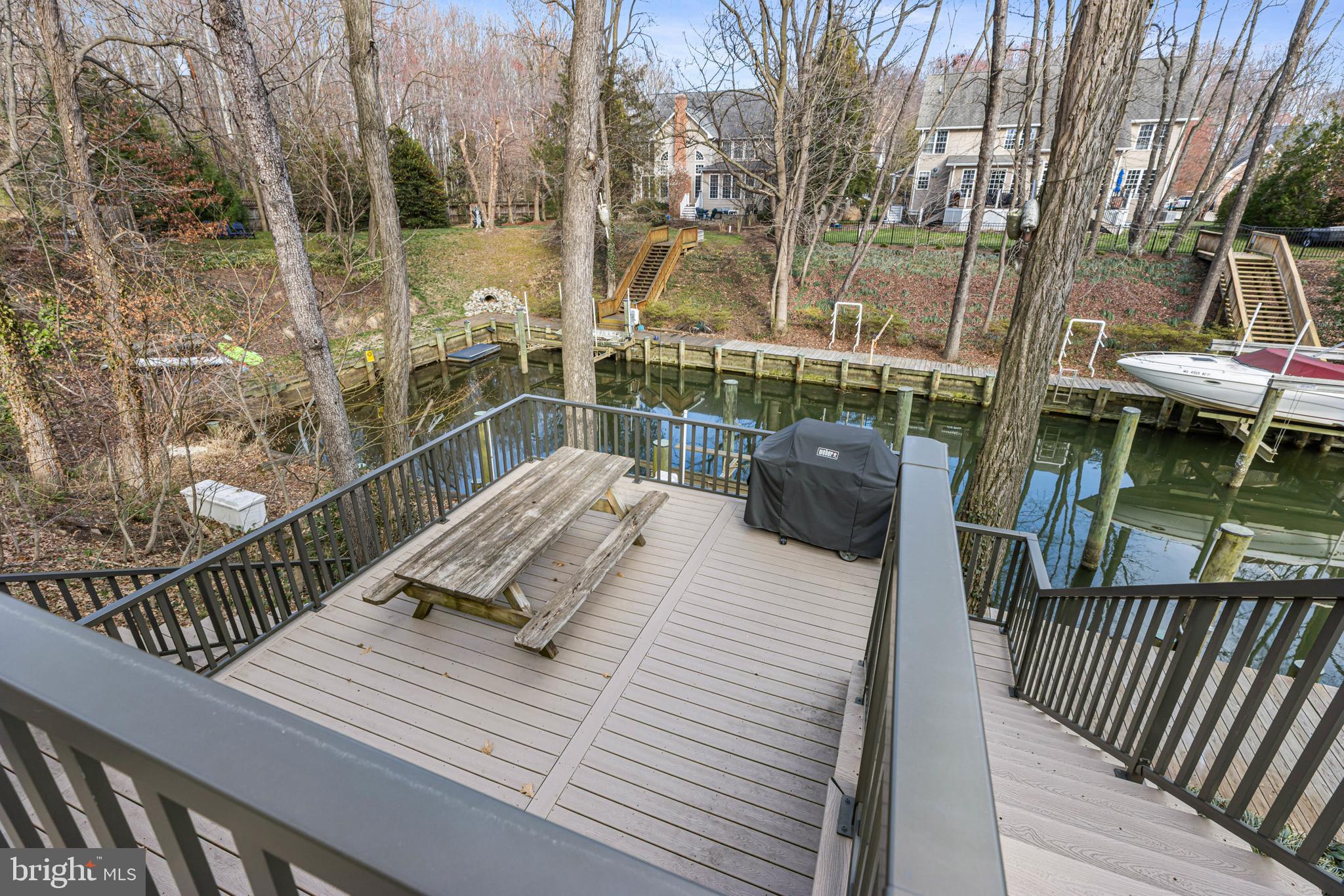 601 Canal Ln