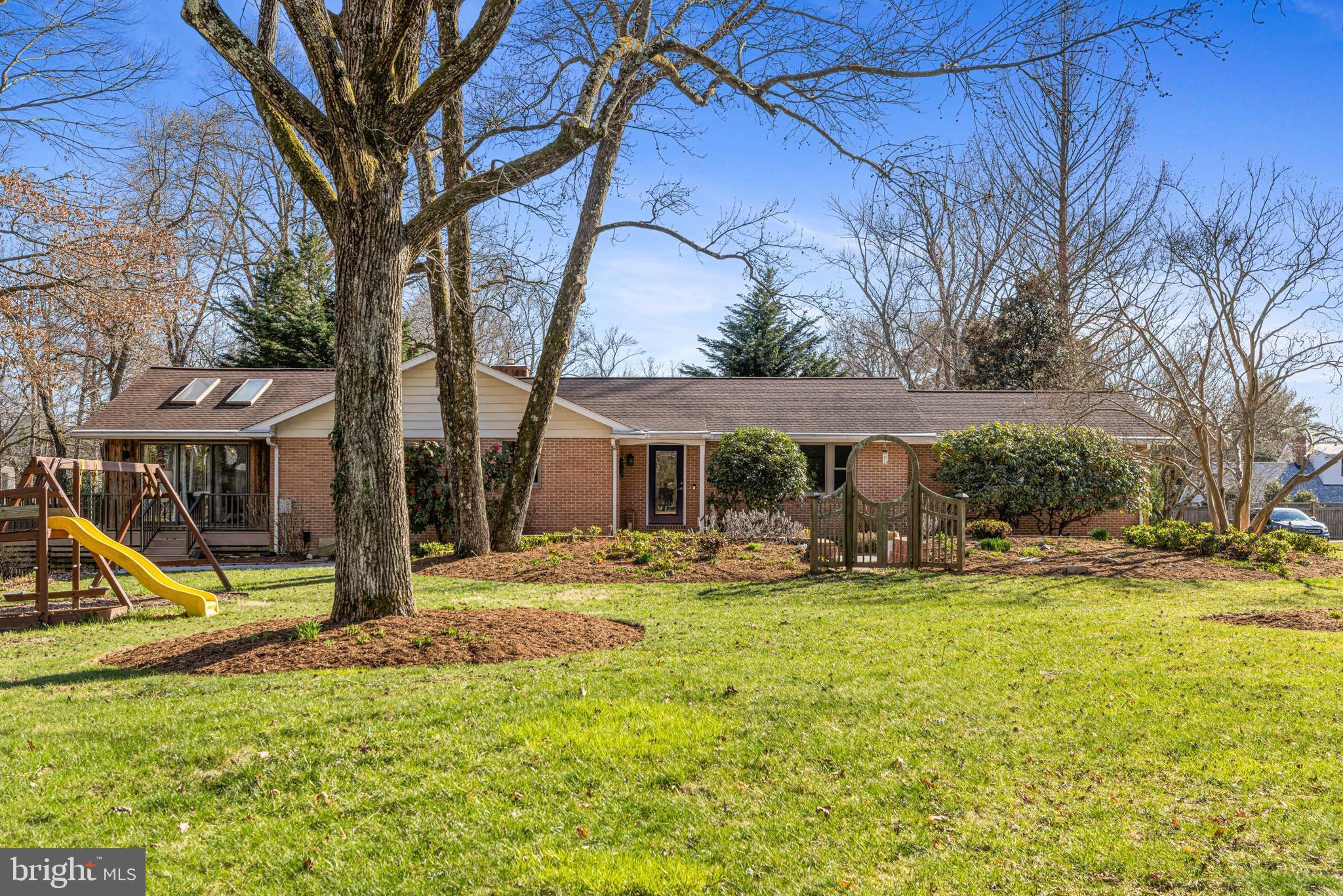 601 Canal Ln