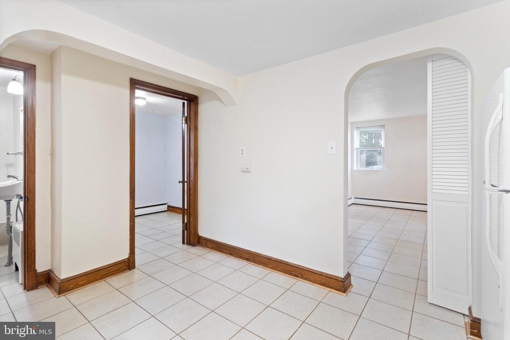 1 S CHERRY GROVE AVE #1A