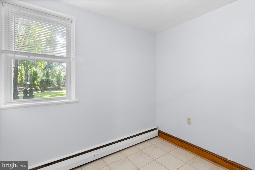 1 S CHERRY GROVE AVE #1A
