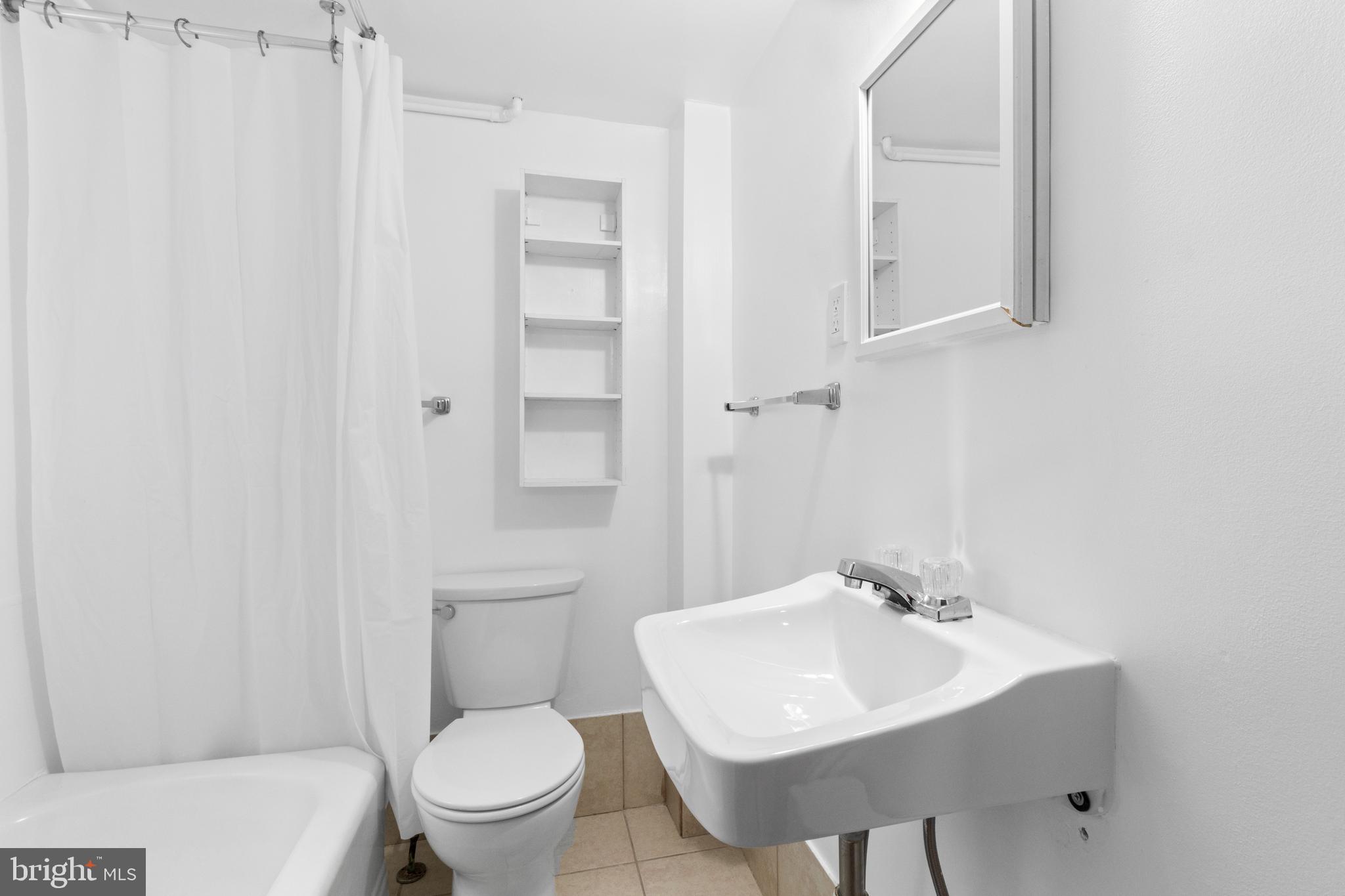 1 S CHERRY GROVE AVE #1A