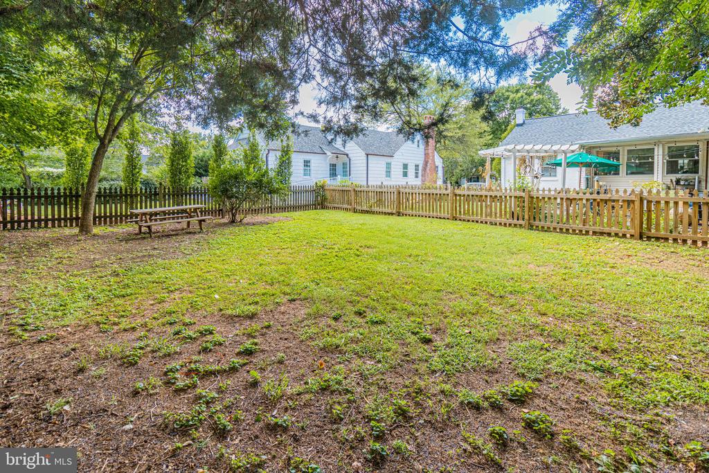 1 S CHERRY GROVE AVE #1A