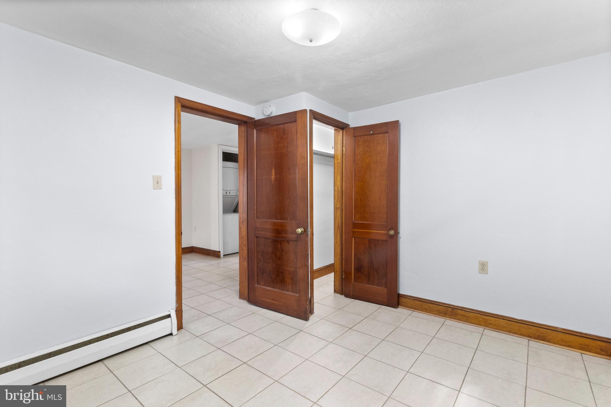 1 S CHERRY GROVE AVE #1A