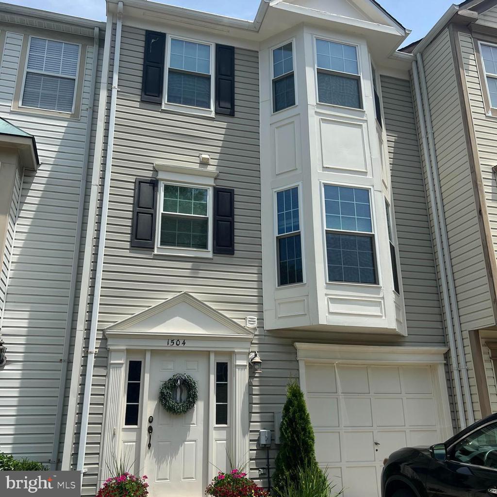 1504 Ashburnham Dr