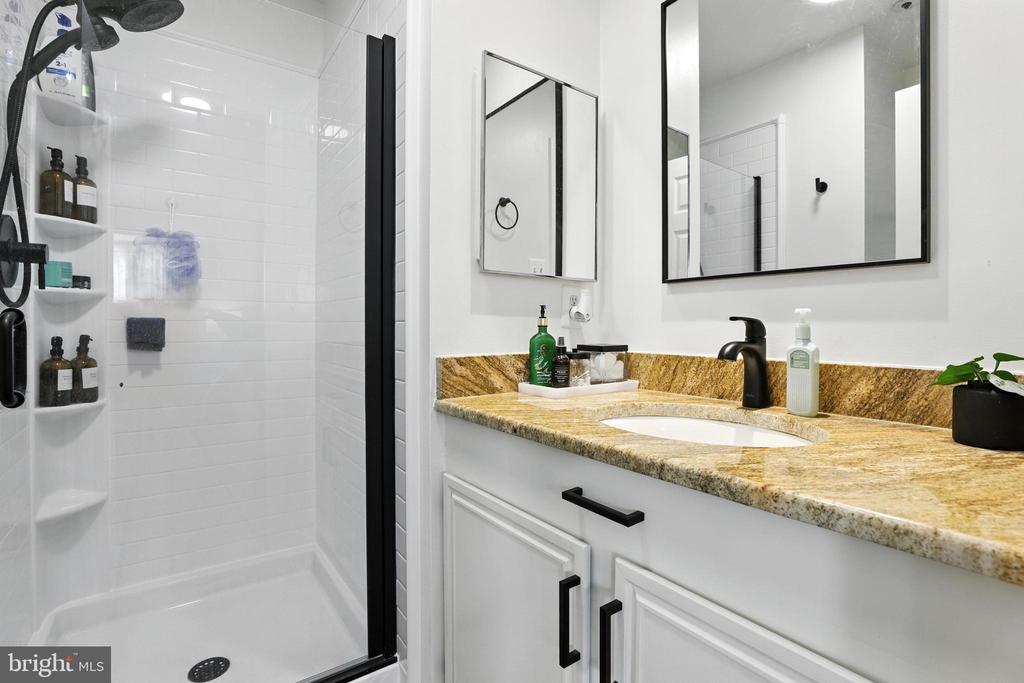 1504 Ashburnham Dr