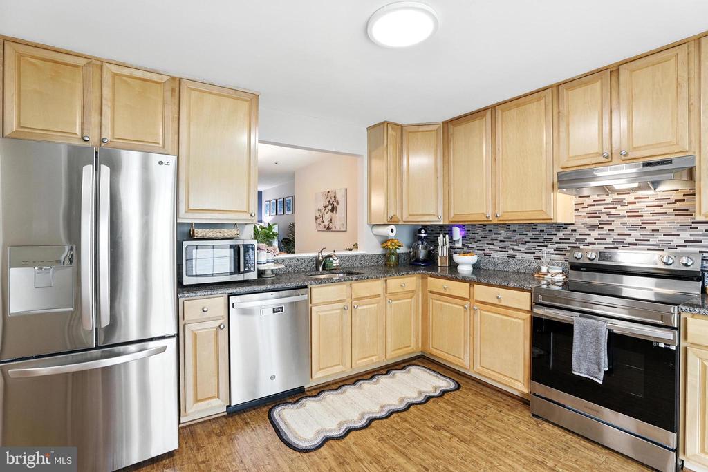 1504 Ashburnham Dr