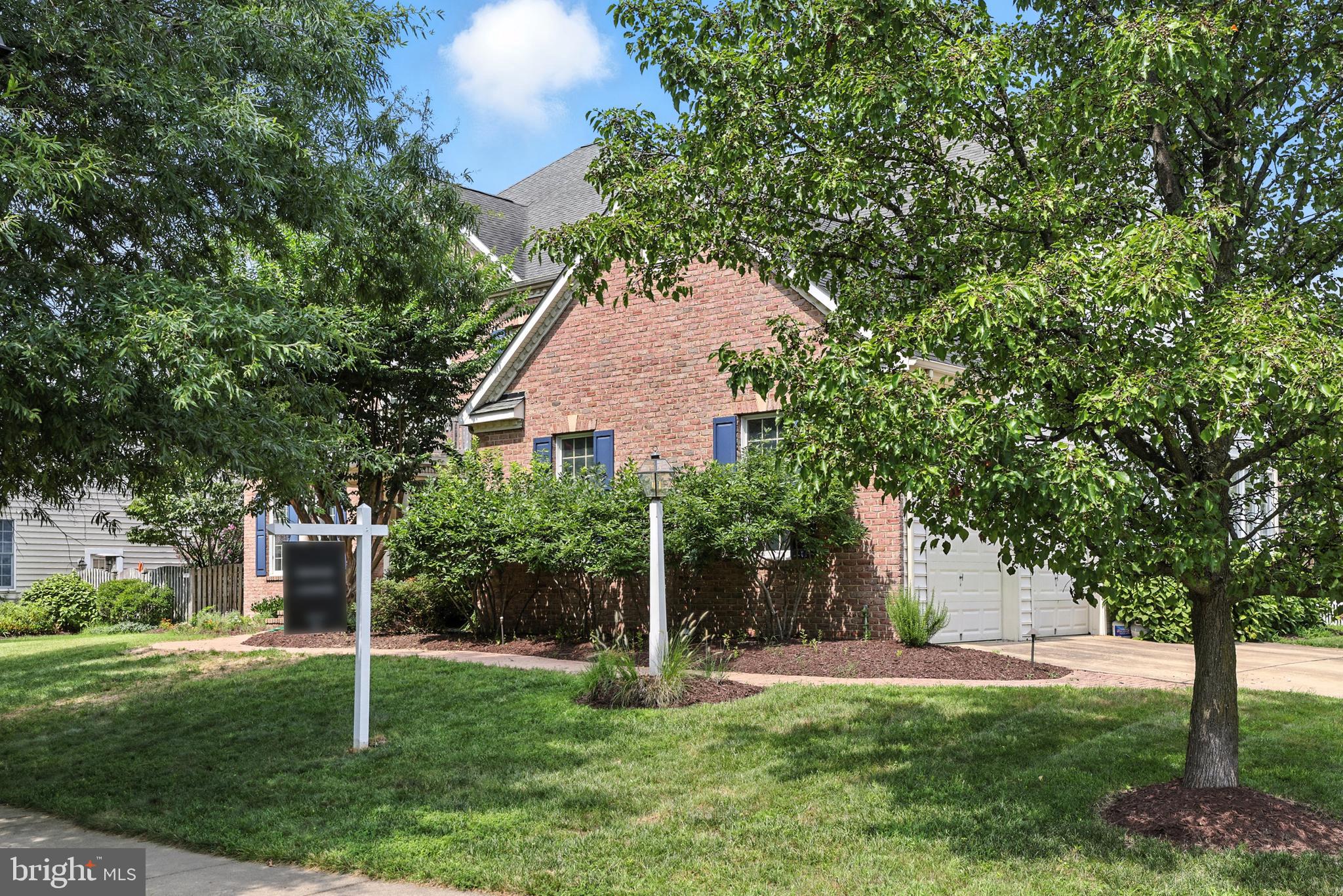 624 Lighthouse Landing Ln