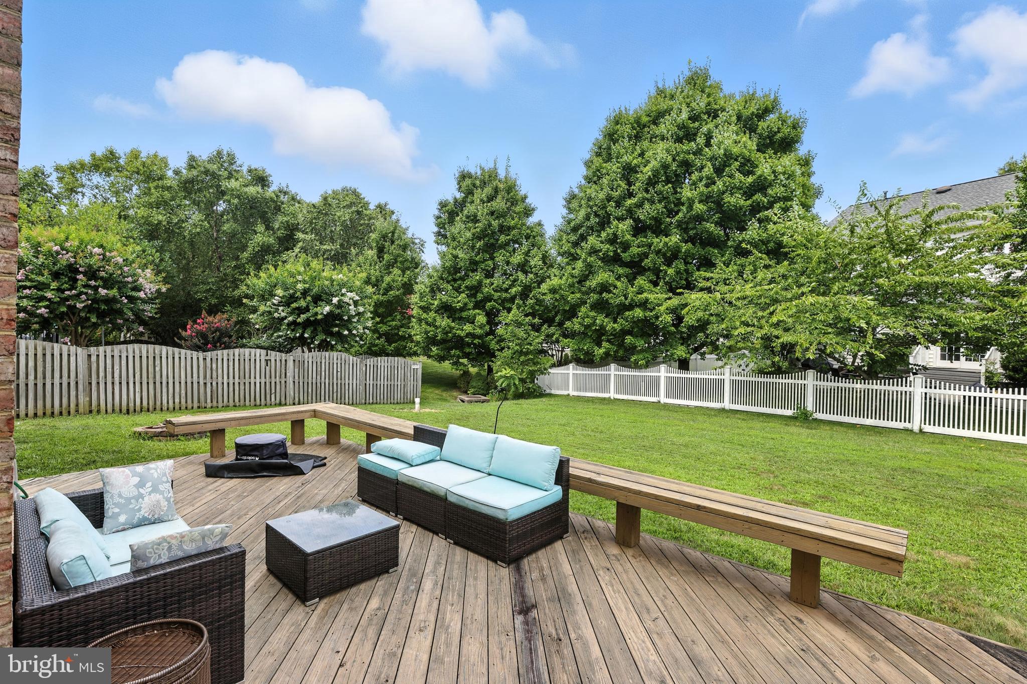 624 Lighthouse Landing Ln
