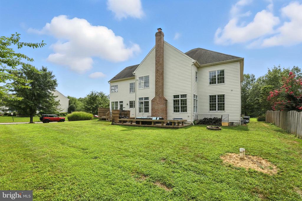 624 Lighthouse Landing Ln