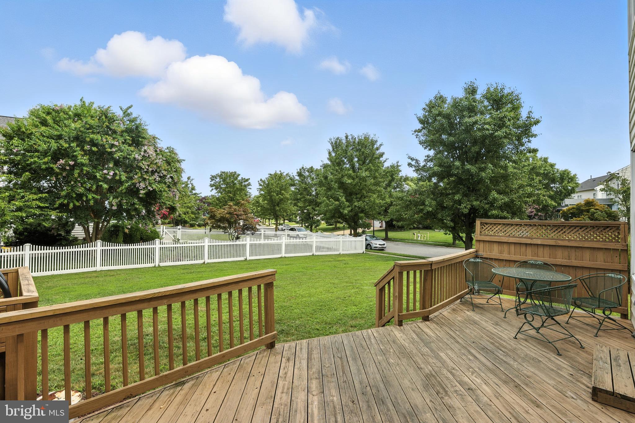 624 Lighthouse Landing Ln
