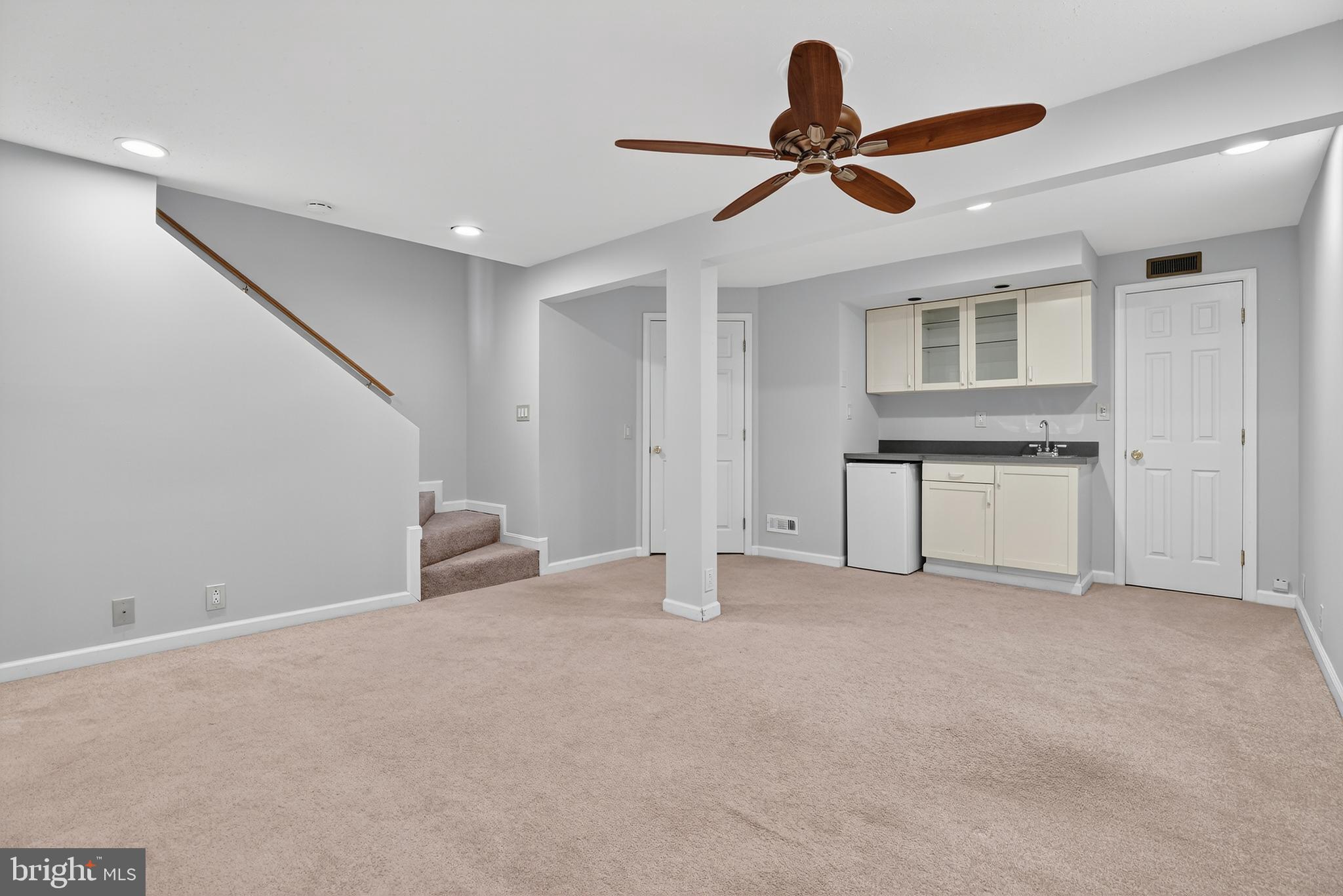 23 JANWALL COURT