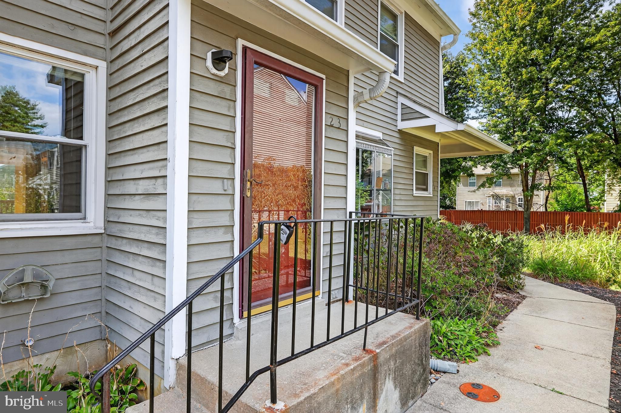 23 JANWALL COURT