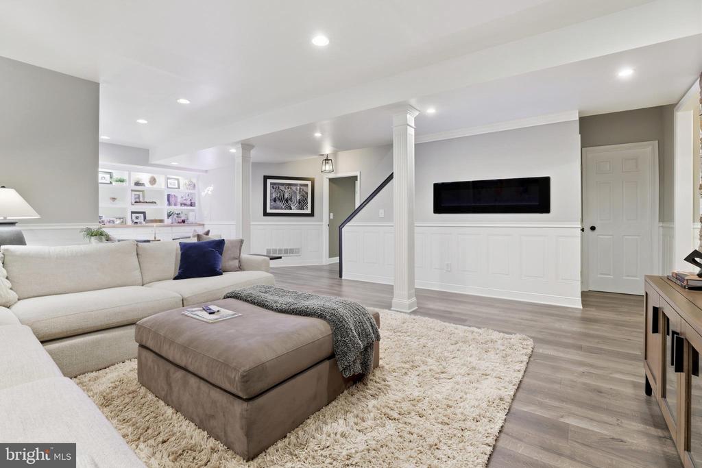605 YAWL COURT
