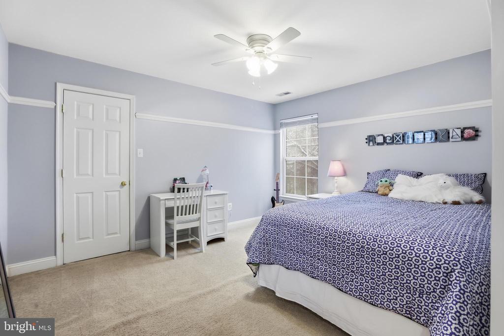 1612 TRAWLER LANE