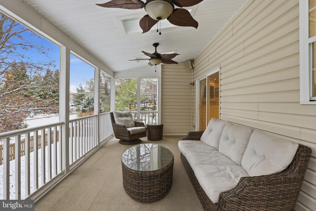 1612 TRAWLER LANE