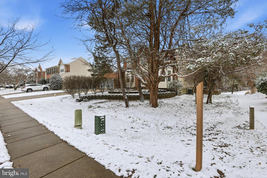 1612 TRAWLER LANE